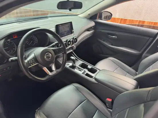 NISSAN-SENTRA-2023