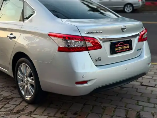 NISSAN-SENTRA-2.0 SL 16V FLEX 4P AUTOMÁTICO NISSAN-SENTRA-2014