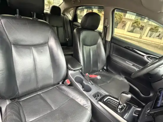 NISSAN-SENTRA-2.0 SV 16V FLEX 4P AUTOMÁTICO NISSAN-SENTRA-2017