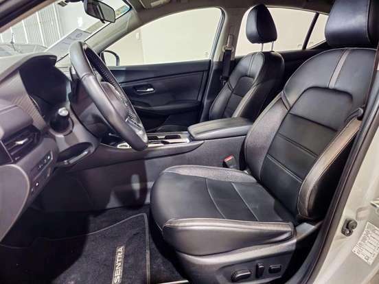 NISSAN-SENTRA-2023