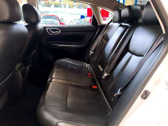 NISSAN-SENTRA-2014