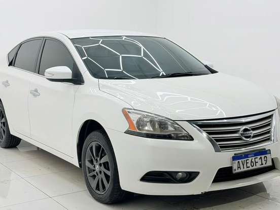 NISSAN-SENTRA-2.0 SV 16V FLEX 4P AUTOMÁTICO NISSAN-SENTRA-2013