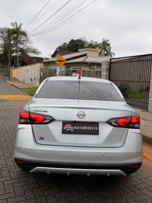 NISSAN-VERSA-2024