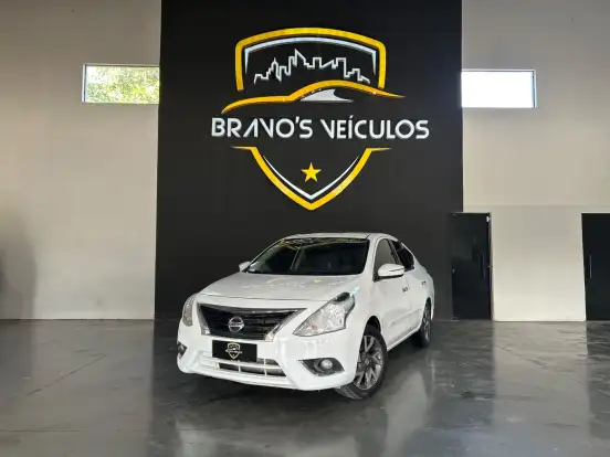 NISSAN-VERSA-1.6 16V FLEXSTART UNIQUE 4P MANUAL NISSAN-VERSA-2015