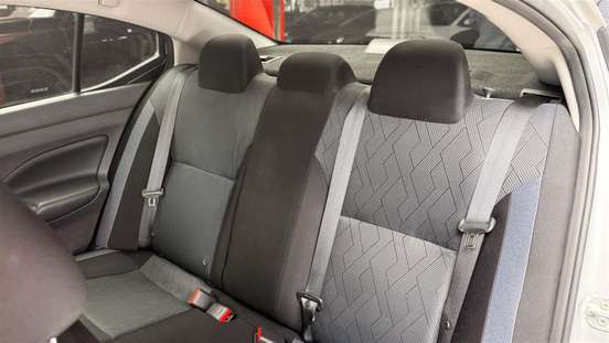 NISSAN-VERSA-2024