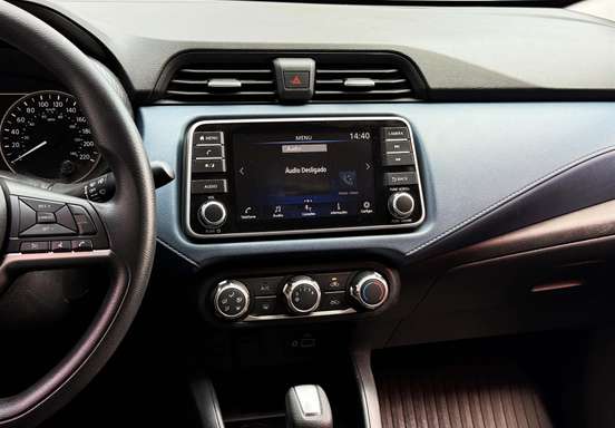 NISSAN-VERSA-2024