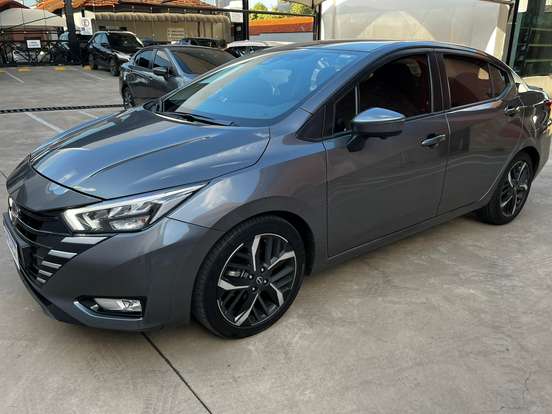 NISSAN-VERSA-2024