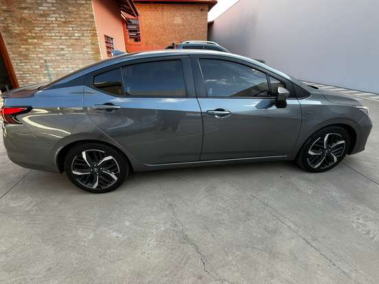 NISSAN-VERSA-2024