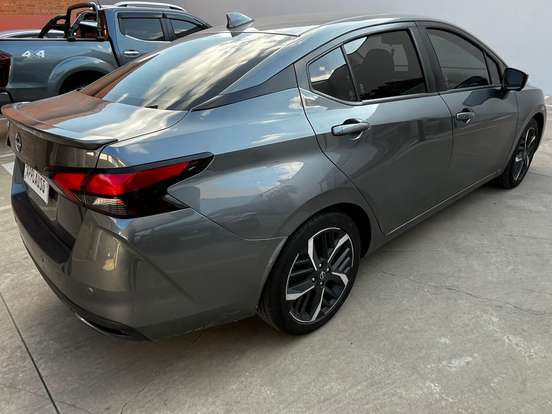 NISSAN-VERSA-2024