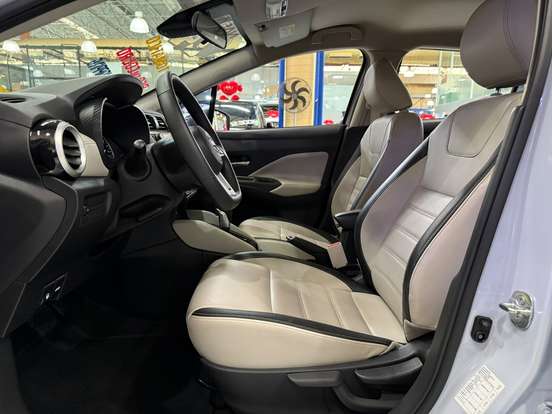 NISSAN-VERSA-1.6 16V FLEX EXCLUSIVE XTRONIC NISSAN-VERSA-2023