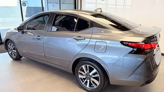 NISSAN-VERSA-2024