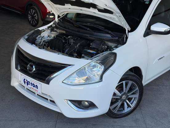 NISSAN-VERSA-1.6 16V FLEX SL 4P XTRONIC NISSAN-VERSA-2017