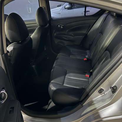 NISSAN-VERSA-2018