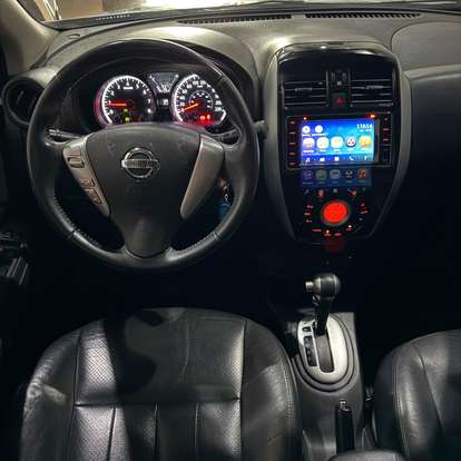 NISSAN-VERSA-2018