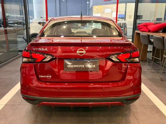 NISSAN-VERSA-2024