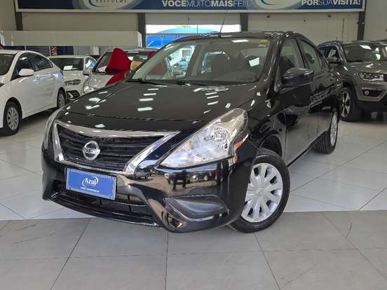 NISSAN-VERSA-2018