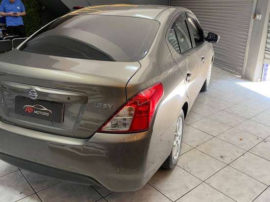 NISSAN-VERSA-1.6 16V FLEXSTART SV 4P MANUAL NISSAN-VERSA-2018