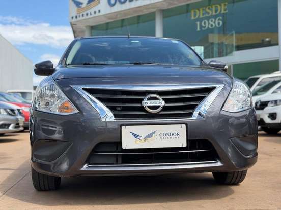 NISSAN-VERSA-2019