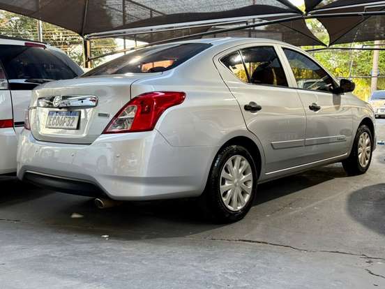 NISSAN-VERSA-1.6 16V FLEXSTART V-DRIVE SPECIAL EDITION XTRONIC NISSAN-VERSA-2021