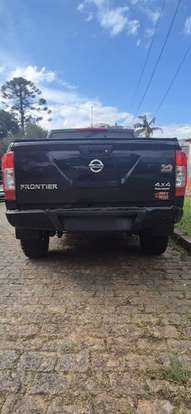 NISSAN-FRONTIER-2020
