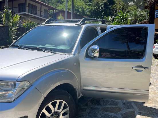 NISSAN-FRONTIER-2.5 SL 4X4 CD TURBO ELETRONIC DIESEL 4P AUTOMÁTICO NISSAN-FRONTIER-2014