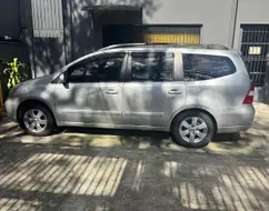 NISSAN GRAND LIVINA 1.8 SL 16V FLEX 4P AUTOMÁTICO NISSAN GRAND LIVINA 1.8 SL 16V FLEX 4P AUTOMÁTICO