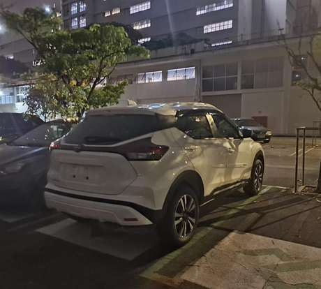 NISSAN-KICKS-2024