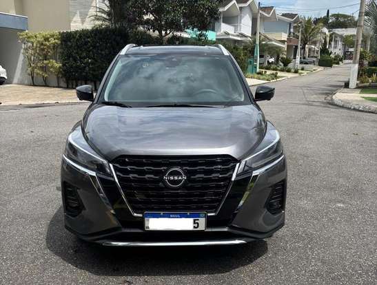 NISSAN-KICKS-2023