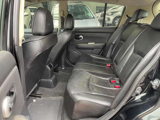 NISSAN-TIIDA-1.8 SL 16V FLEX 4P AUTOMÁTICO NISSAN-TIIDA-2011