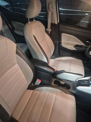 NISSAN-VERSA-2025