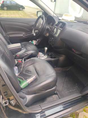 NISSAN-VERSA-2020
