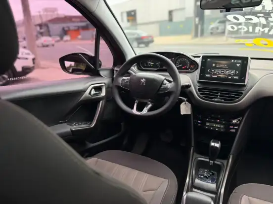 PEUGEOT-2008-2018
