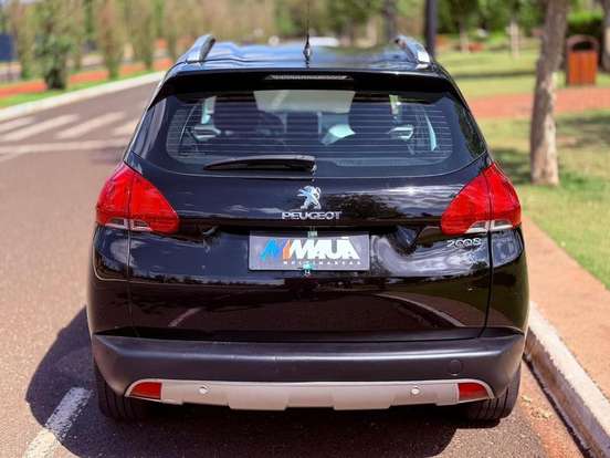 PEUGEOT-2008-2017