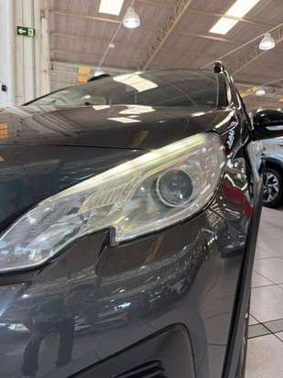 PEUGEOT-2008-2019