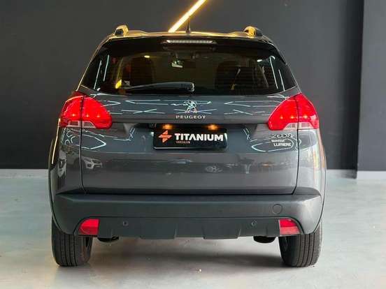 PEUGEOT-2008-2021