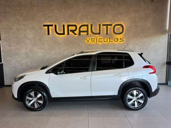 PEUGEOT-2008-2019