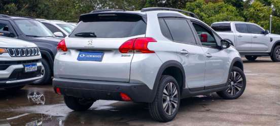 PEUGEOT-2008-2019