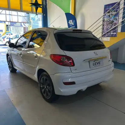 PEUGEOT-207-2014