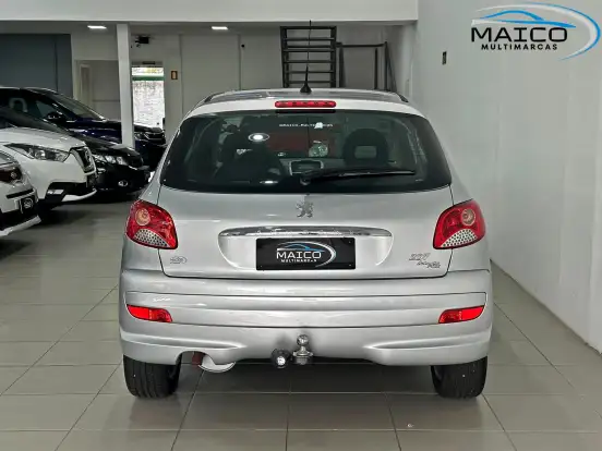 PEUGEOT-207-2011