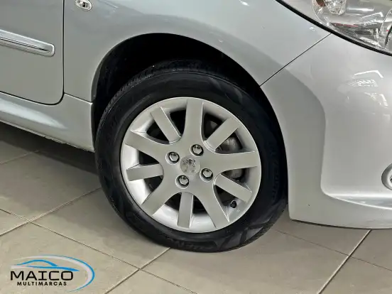 PEUGEOT-207-1.6 XS 16V FLEX 4P AUTOMÁTICO PEUGEOT-207-2011