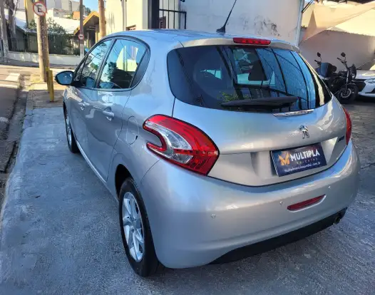 PEUGEOT-208-2014
