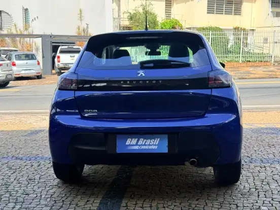 PEUGEOT-208-2022