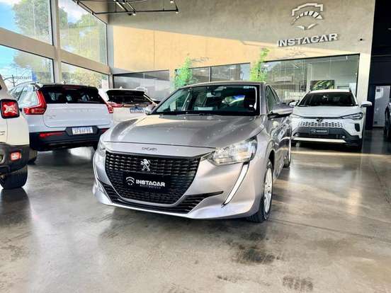PEUGEOT-208-2023