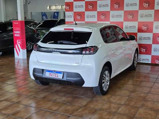 PEUGEOT-208-2024