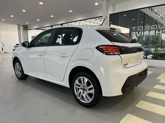 PEUGEOT-208-1.0 TURBO 200 FLEX ACTIVE CVT PEUGEOT-208-2026