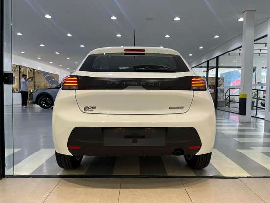 PEUGEOT-208-2026