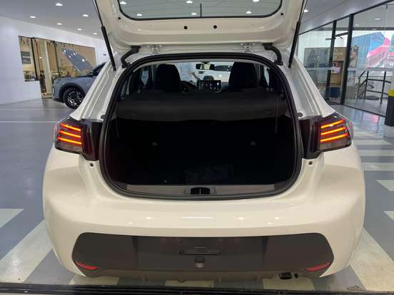 PEUGEOT-208-2026