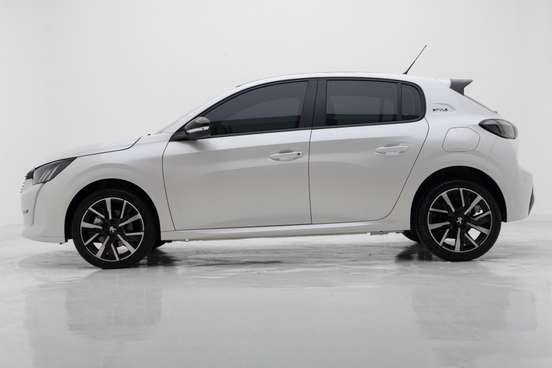 PEUGEOT-208-2023