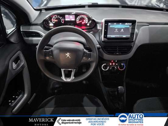 PEUGEOT-208-2018