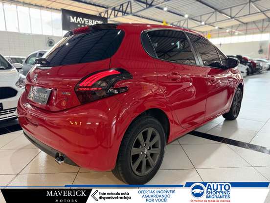 PEUGEOT-208-2018